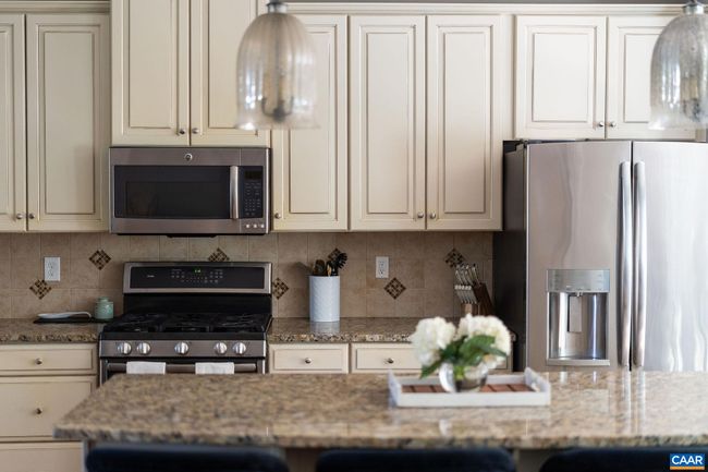 2014 Bethpage Ct, House attached with 4 bedrooms, 4 bathrooms and null parking in CHARLOTTESVILLE VA | Image 17