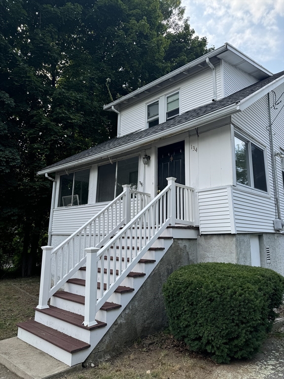 Sherman St, Quincy, MA 02170