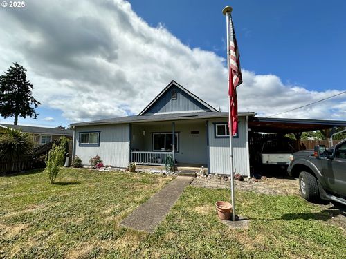 1032 Tyler Ave, Cottage Grove, OR, 97424-2631 | Card Image