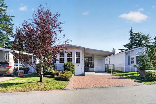 24-7401 Central Saanich Rd, Saanichton, BC, V8M2B5 | Card Image