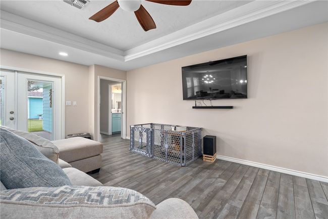 2371 Scotts Cir, House other with 3 bedrooms, 2 bathrooms and null parking in Ingleside TX | Image 10