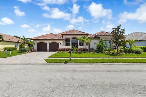 3392 Chestnut Grove Dr, ALVA, FL, 33920-2800 | Card Image