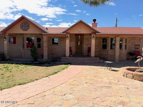 739 Grijalva Dr, Socorro, TX, 79927-5056 | Card Image
