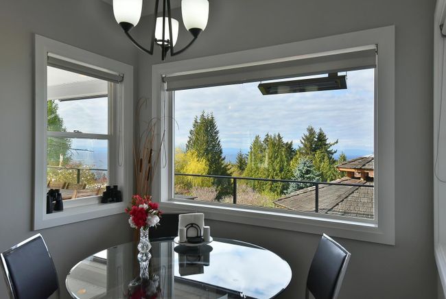 375 Vernon Place, House other with 5 bedrooms, 4 bathrooms and 5 parking in Gibsons BC | Image 17