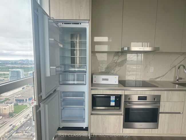 UNIT-4012 - 225 Commerce St, Condo with 2 bedrooms, 1 bathrooms and 1 parking in Vaughan ON | Image 4