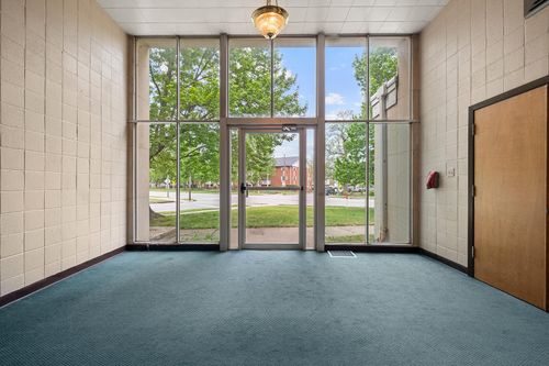 517 E Calhoun Street, Springfield, MO, 65802 | Card Image