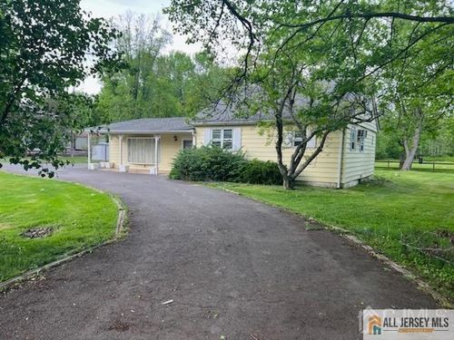 87 Major Rd, Monmouth Junction, NJ, 08852-2304 | Card Image