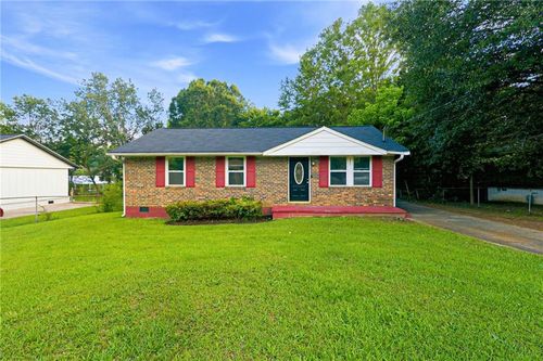 8317 Kendrick Rd, Jonesboro, GA, 30238-2936 | Card Image