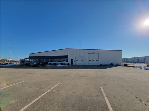 1607 W Wernsing Ave, Effingham, IL, 62401-4213 | Card Image