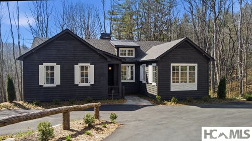 2272 Trillium Ridge Rd, Cullowhee, NC, 28723-2472 | Card Image