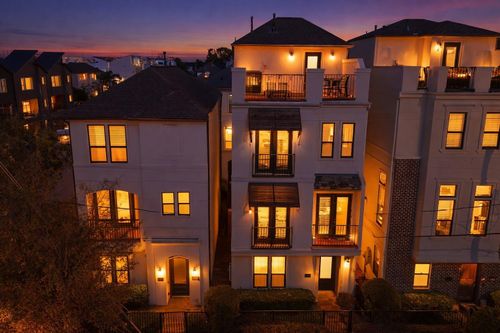 1728 Dart St, Houston, TX, 77007-4026 | Card Image