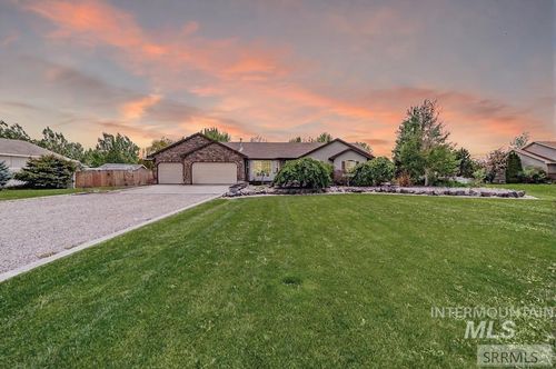 3860 E 390 N, Rigby, ID, 83442-5118 | Card Image