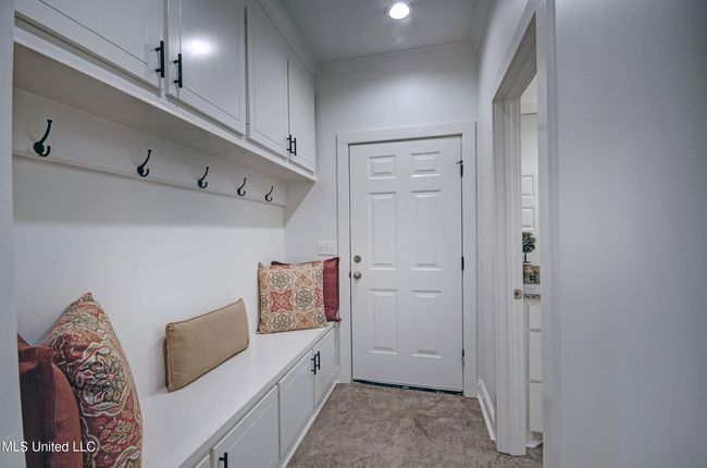 mudroom are with built-in storage | Image 23