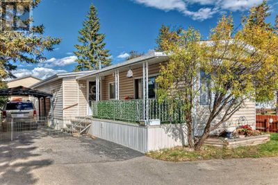 3223 83 St Nw, House other with 3 bedrooms, 1 bathrooms and 3 parking in Calgary AB | Image 1