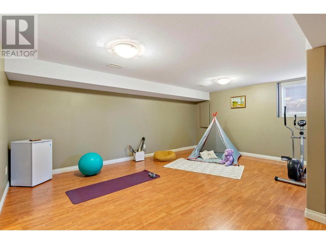524 Curlew Dr, House other with 6 bedrooms, 4 bathrooms and 2 parking in Kelowna BC | Image 27