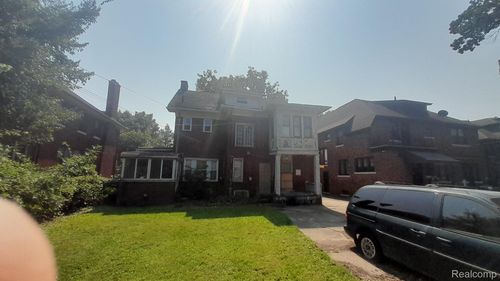 2008 Longfellow St, Detroit, MI, 48206-2074 | Card Image