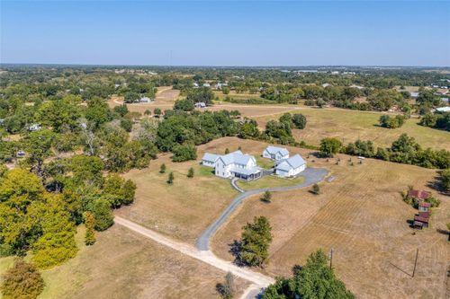 233 W Mill St, Round Top, TX, 78954-5278 | Card Image