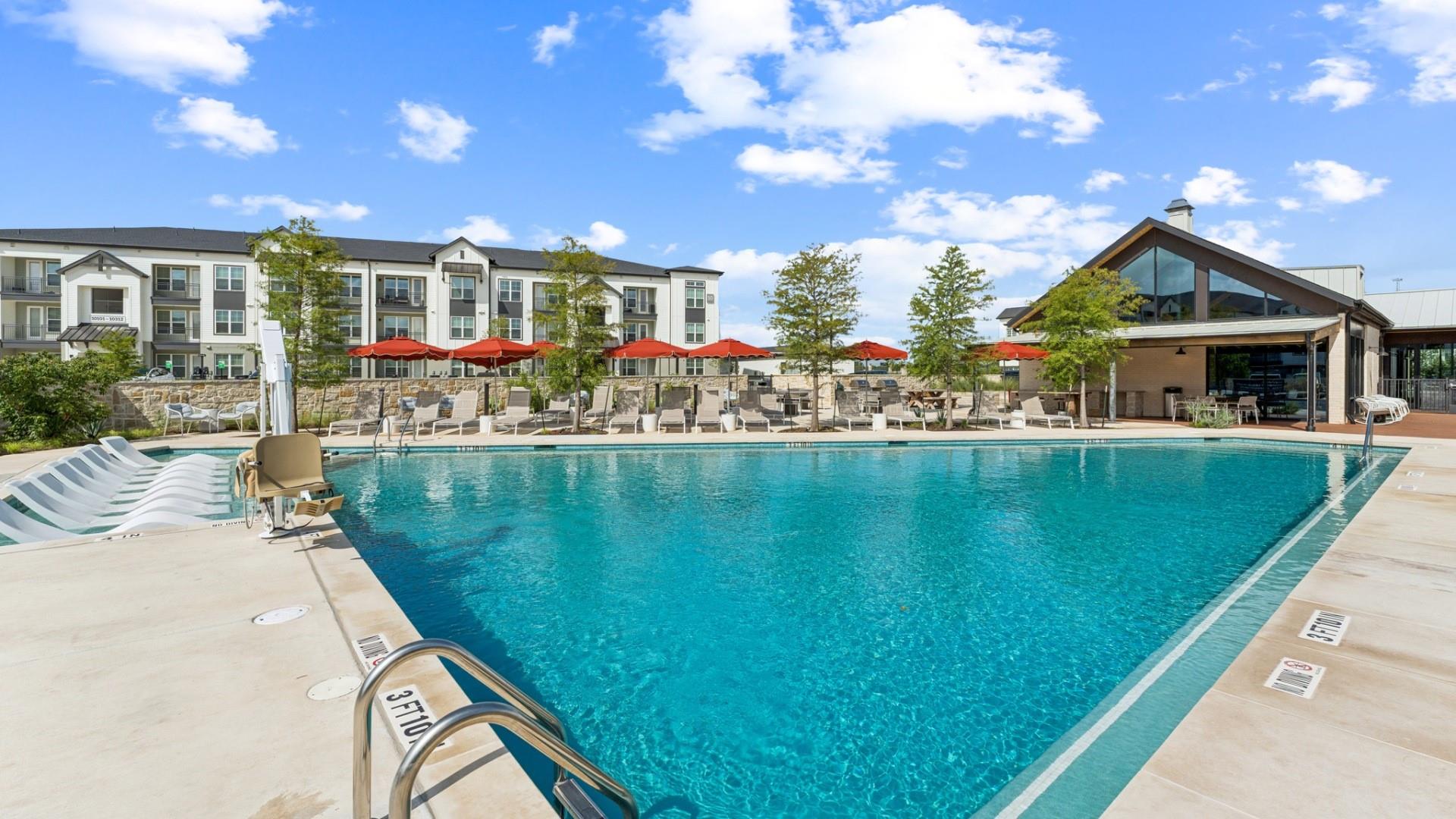 Residential Lease in Del Valle 3