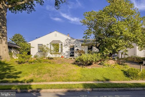 31 Wyndmoor Dr, GLENSIDE, PA, 19038-7941 | Card Image
