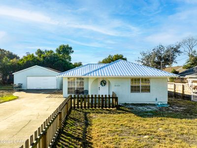 21321 Pompano Avenue, House other with 3 bedrooms, 2 bathrooms and null parking in Panama City Beach FL | Image 2