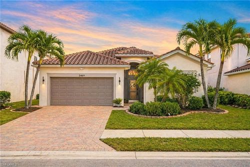 2469 Heydon Cir E, Naples, FL, 34120-4581 | Card Image