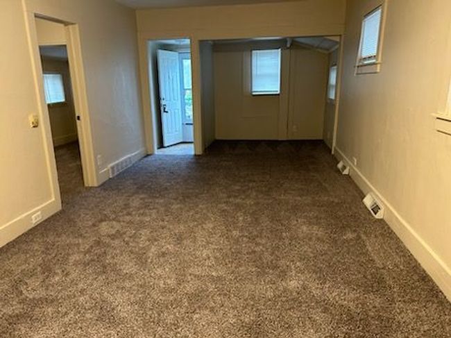 80 Michigan Ave, House other with 2 bedrooms, 1 bathrooms and null parking in Pontiac MI | Image 4