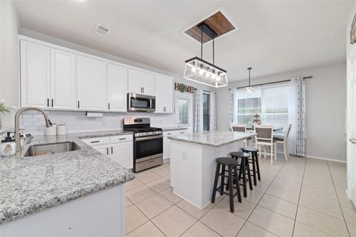 18914 Woodglen Shadows Dr, Humble, TX, 77346-5128 | Card Image