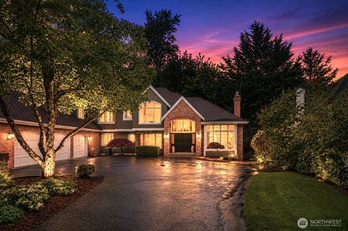18138 Ne 130th Pl, Redmond, WA, 98052-1314 | Card Image
