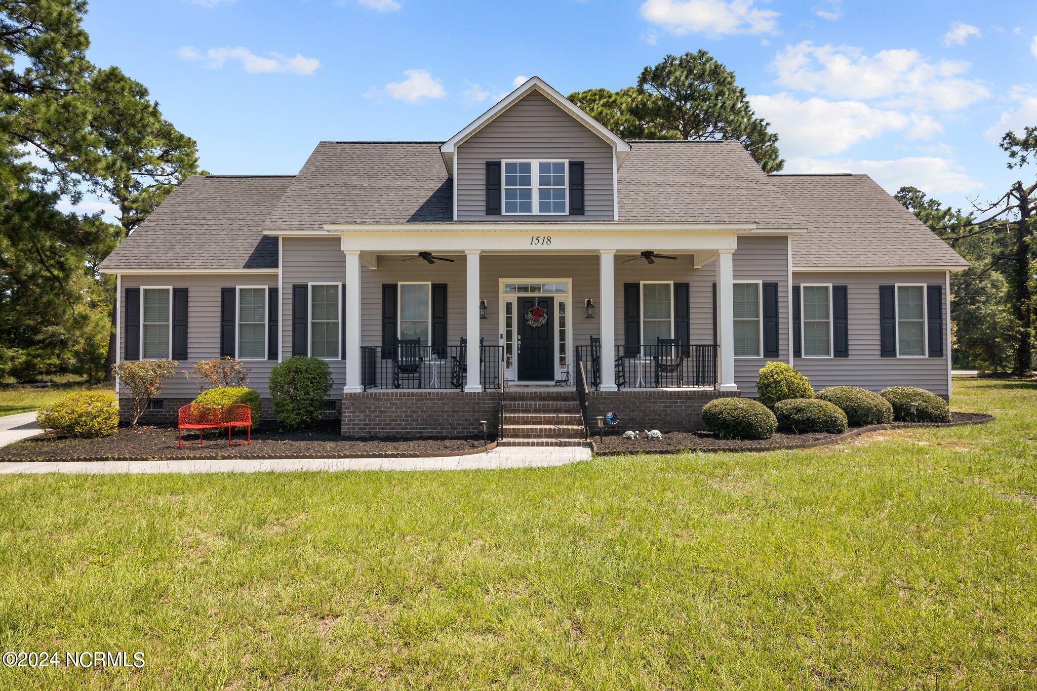 Nova Ct, New Bern, NC 28560