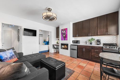 apt-2-314 E Stevens Rd, Palm Springs, CA, 92262-4758 | Card Image
