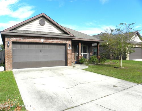 108 Clear Springs Cir, Ocean Springs, MS, 39564-5747 | Card Image
