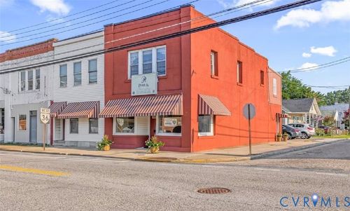 701 W Broadway, Hopewell, VA, 23860-2556 | Card Image
