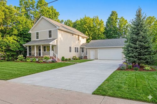 3477 Lyric Ave, Wayzata, MN, 55391-9209 | Card Image