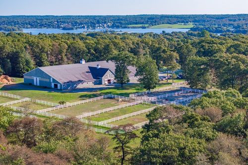 7 Olin Howland Way, Westport, MA, 02790-1646 | Card Image