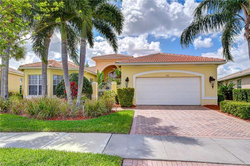 5056 Ruby Flats Dr, WIMAUMA, FL, 33598-4004 | Card Image