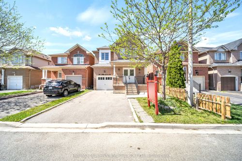 36 Allangrove Drive, Brampton, ON, L7A2M3 | Card Image