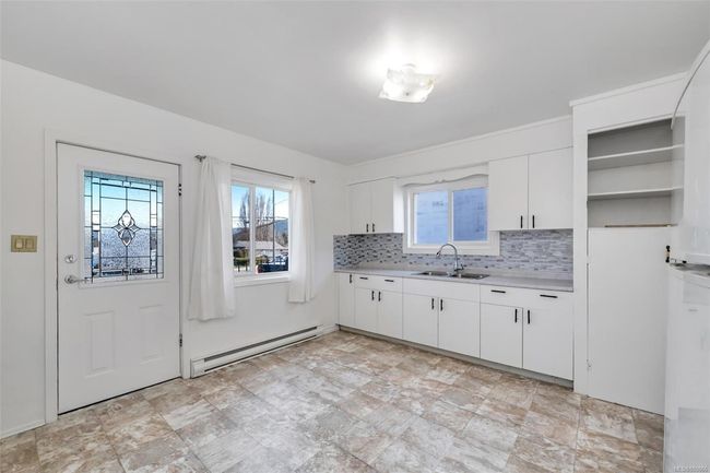 8118 York Ave, House other with 2 bedrooms, 1 bathrooms and 2 parking in Crofton BC | Image 21