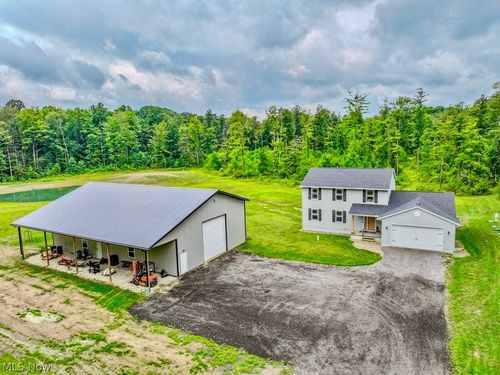 8860 Williams Rd, Chardon, OH, 44024-9292 | Card Image