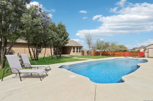 117 Texas Bnd, Castroville, TX, 78009-3466 | Card Image