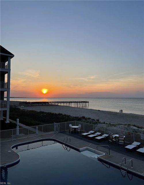 201-2420 Ocean Shore Cres, Virginia Beach, VA, 23451-1290 | Card Image