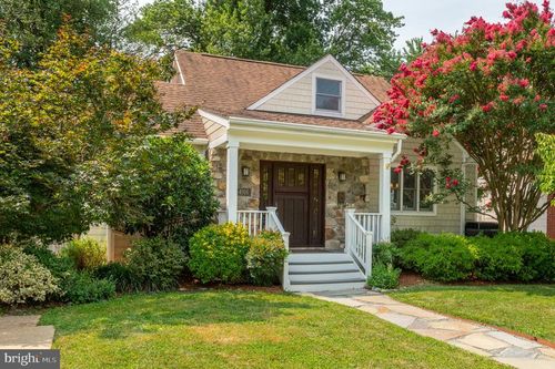 4916 17th St N, ARLINGTON, VA, 22207-2081 | Card Image