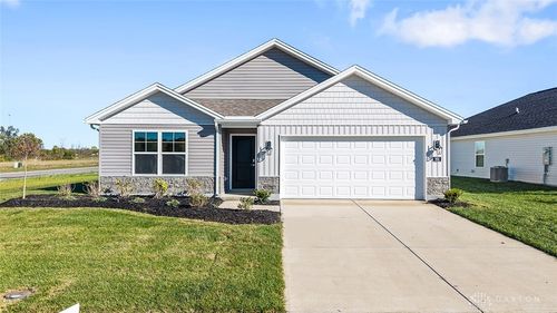 201 Lightfoot Ct, New Carlisle, OH, 45344-1652 | Card Image