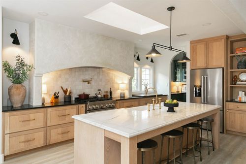 1209 Oak Meadow Dr, Dripping Springs, TX, 78620-3951 | Card Image