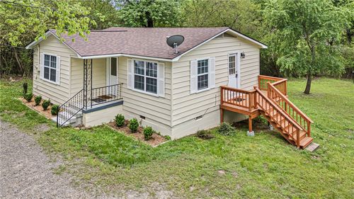 805 N Ray Rd, Clarksville, AR, 72830-2004 | Card Image