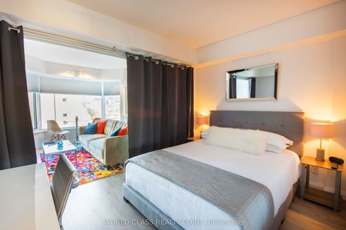 519-155 Yorkville Ave, Toronto, ON, M5R0B4 | Card Image