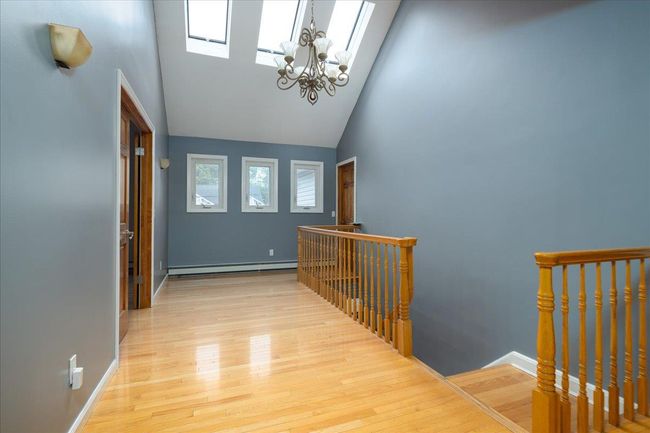 1360 Powell Ave, House other with 5 bedrooms, 4 bathrooms and null parking in Merrick NY | Image 19
