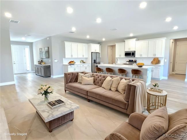 LIVING ROOM | Image 12