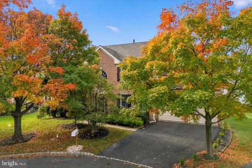 108 Cascades Ct, BLUE BELL, PA, 19422-1276 | Card Image