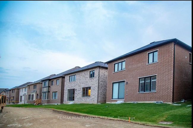 13 Divers Rd, House other with 4 bedrooms, 3 bathrooms and 2 parking in Brampton ON | Image 16