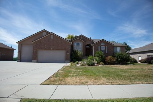 1825 N 3450 W, Plain City, UT, 84404-9172 | Card Image